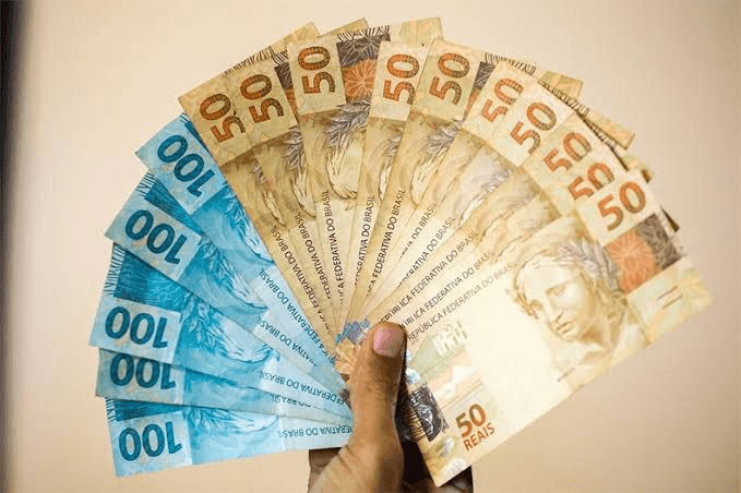 1 Salário mínimo 💰🍀