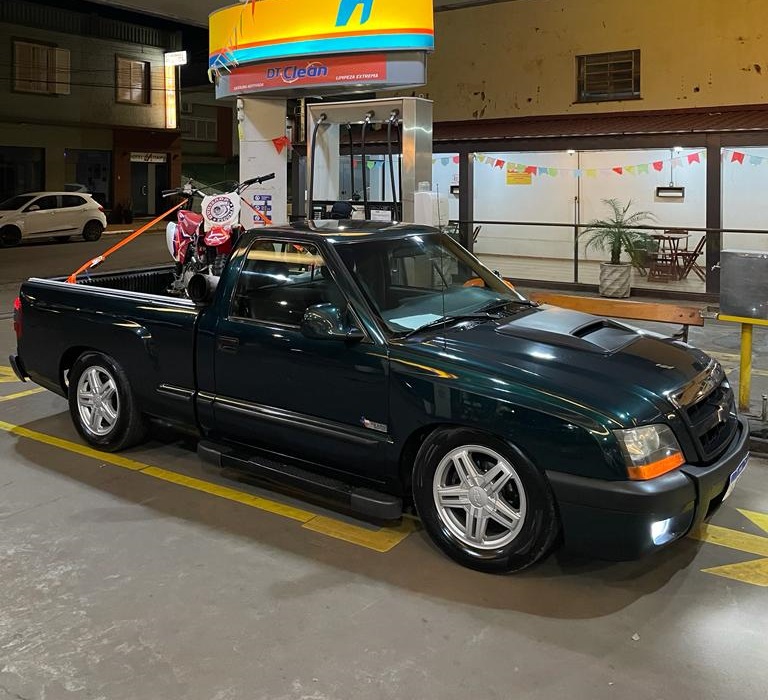 Chevrolet S10 2.4 2001 + Honda CRF230