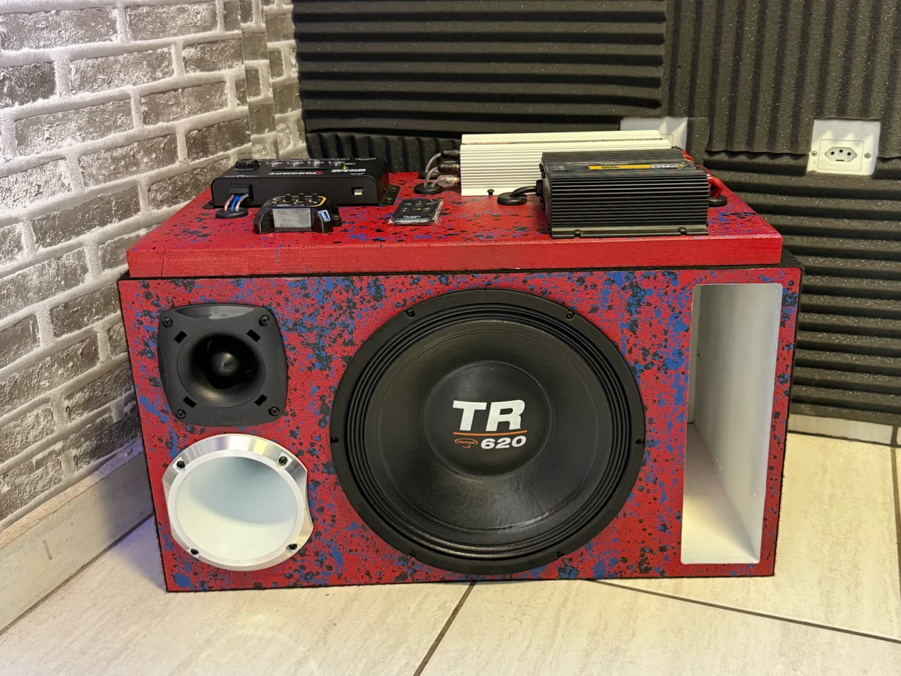 BOB TRIO TR620 + PAINEL FULL TARAMPS / VERMELHA